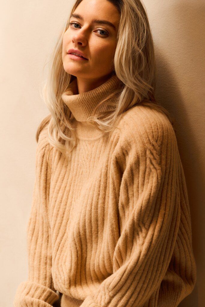 MEDIUM-L_25W_01-000525-510_990302_01-301224-510_990312-038-69693